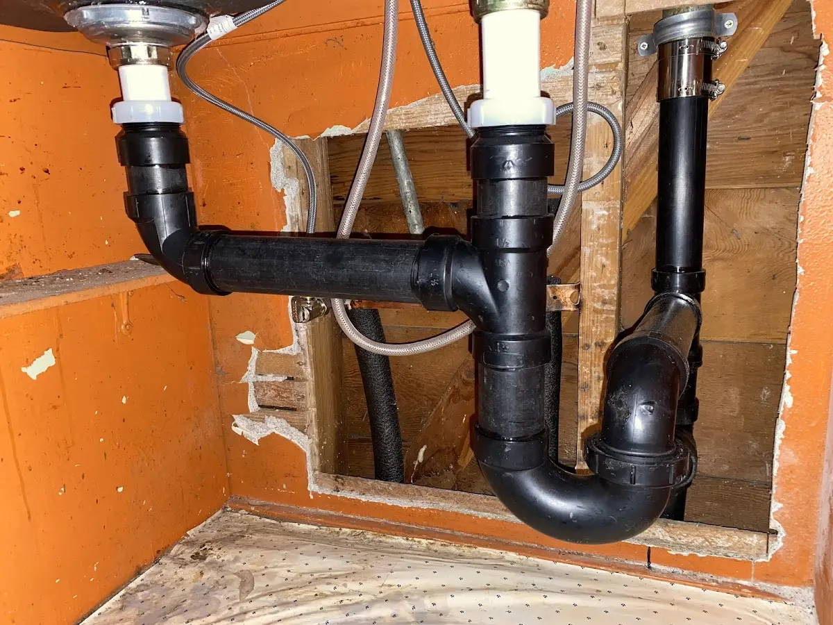 Professional Pipe Bursting equipment and tools on the job in Little River